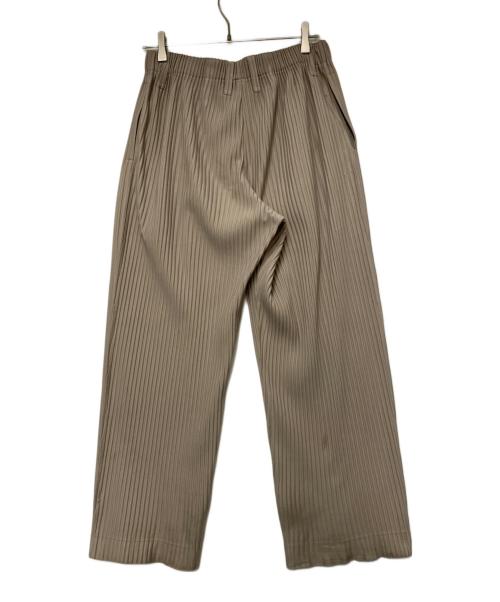 HOMME PLISSE ISSEY MIYAKE（オム プリッセ イッセイ ミヤケ）HOMME PLISSE ISSEY MIYAKE (オム プリッセ イッセイ ミヤケ) プリーツテーパードパンツ ベージュ サイズ:Sの古着・服飾アイテム