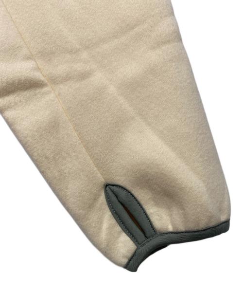 Abu Garcia（アブガルシア）Abu Garcia (アブガルシア) バラクラバフーディー ホワイト サイズ:L 未使用品の古着・服飾アイテム