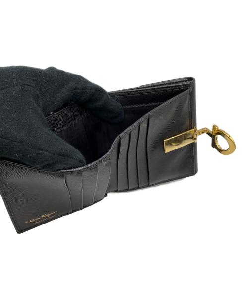 Salvatore Ferragamo（サルヴァトーレ フェラガモ）Salvatore Ferragamo (サルヴァトーレ フェラガモ) 2つ折り財布 ブラックの古着・服飾アイテム