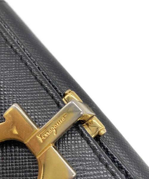 Salvatore Ferragamo（サルヴァトーレ フェラガモ）Salvatore Ferragamo (サルヴァトーレ フェラガモ) 2つ折り財布 ブラックの古着・服飾アイテム