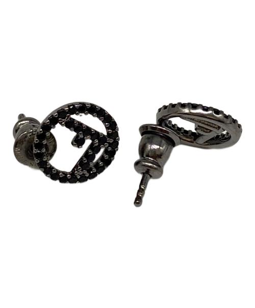 FENDI（フェンディ）FENDI (フェンディ) スタッドピアス ブラック×ゴールドの古着・服飾アイテム