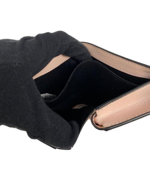 MARC JACOBS（マークジェイコブズ）MARC JACOBS (マークジェイコブズ) スナップショットウォレット ピンクの古着・服飾アイテム