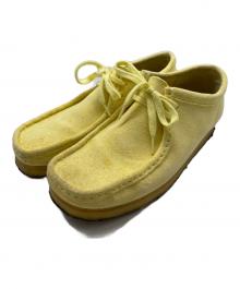 CLARKS（クラークス）の古着「デザートブーツ」｜イエロー