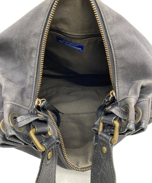 BURBERRY BLUE LABEL（バーバリーロンドンブルーレーベル）BURBERRY BLUE LABEL (バーバリーロンドンブルーレーベル) ワンショルダーバッグ ブラックの古着・服飾アイテム