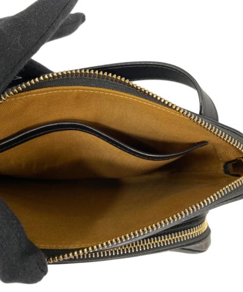 CELINE（セリーヌ）CELINE (セリーヌ) ショルダーバッグ ブラック×ブラウンの古着・服飾アイテム