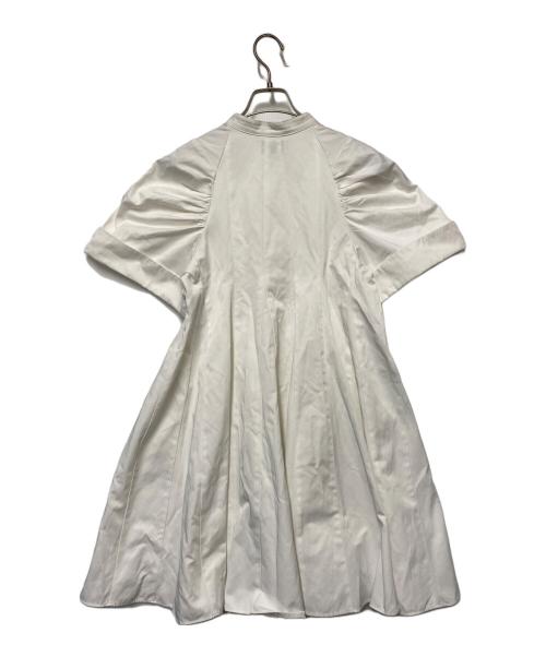 jemma.atelier（ジェマ アトリエ）JEMMA.ATELIER (ジェマ アトリエ) ゴアードフレアーチュニック ホワイト サイズ:不明の古着・服飾アイテム