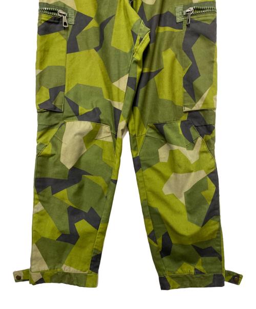 ミリタリー（ミリタリー）ミリタリー (ミリタリー) スカンジナイアカモフィールドパンツ グリーン サイズ:Mの古着・服飾アイテム