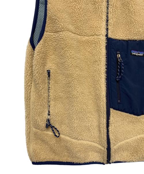 Patagonia（パタゴニア）Patagonia (パタゴニア) ボアベスト ベージュ×ネイビー サイズ:sの古着・服飾アイテム