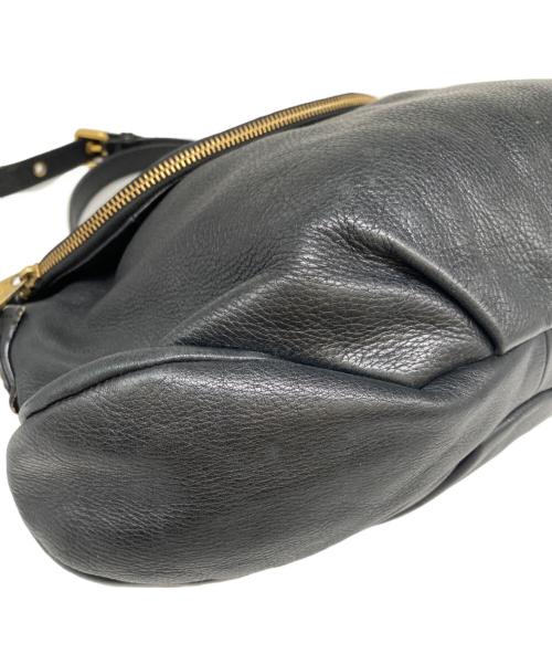 Marc by Marc Jacobs（マークバイマークジェイコブス）Marc by Marc Jacobs (マークバイマークジェイコブス) レザーショルダーバッグ ブラックの古着・服飾アイテム