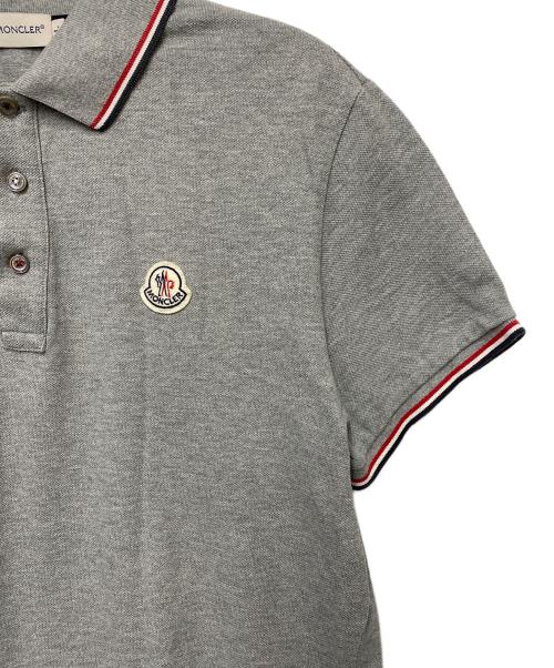 MONCLER（モンクレール）MONCLER (モンクレール) 半袖ポロシャツ グレー サイズ:Lの古着・服飾アイテム
