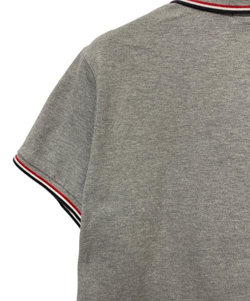 MONCLER（モンクレール）MONCLER (モンクレール) 半袖ポロシャツ グレー サイズ:Lの古着・服飾アイテム
