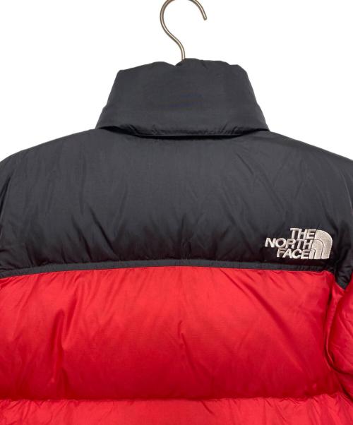 THE NORTH FACE（ザ ノース フェイス）THE NORTH FACE (ザ ノース フェイス) ダウンジャケット ブラック×レッド サイズ:Sの古着・服飾アイテム