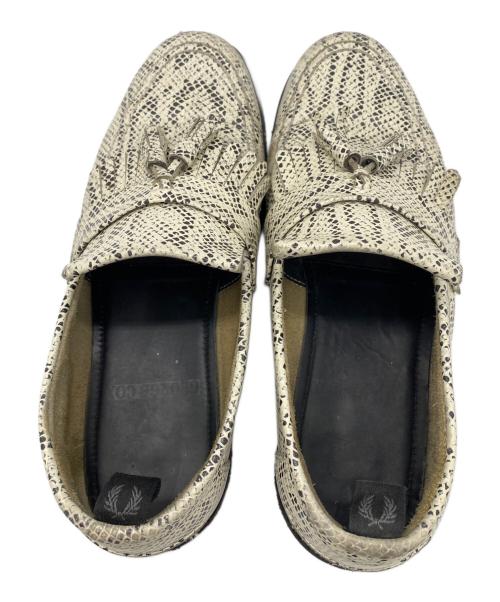 FRED PERRY（フレッドペリー）FRED PERRY (フレッドペリー) タッセルローファー ベージュ サイズ:42の古着・服飾アイテム