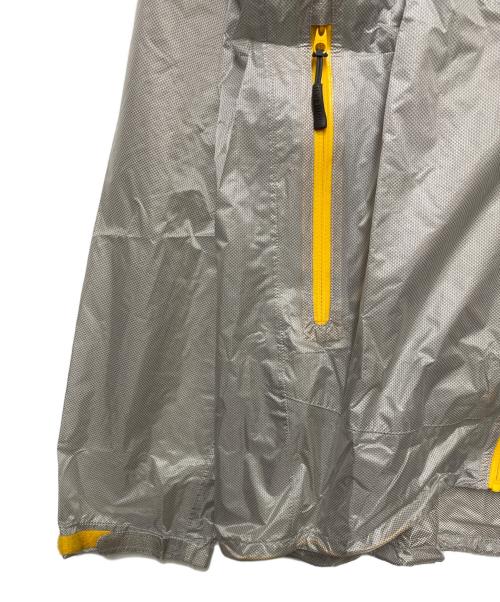 mont-bell（モンベル）mont-bell (モンベル) バーサライトジャケット グレー サイズ:Mの古着・服飾アイテム