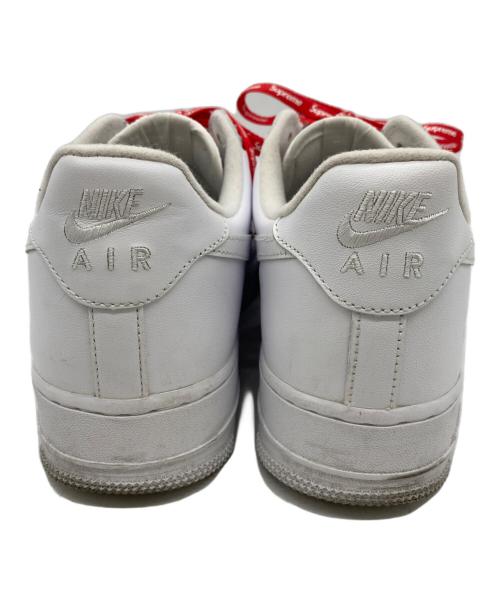 NIKE（ナイキ）NIKE (ナイキ) Supreme (シュプリーム) ローカットスニーカー ホワイト サイズ:27.5㎝の古着・服飾アイテム