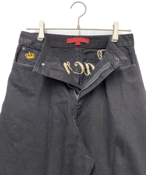 Jaded London（ジェイデッドロンドン）Jaded London (ジェイデッドロンドン) デニムパンツ ブラック×ゴールド サイズ:28の古着・服飾アイテム