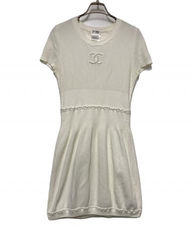 シャネルホワイトキャミソール ロゴ　36 シャネルホワイトキャミソール ロゴ 36 CHANEL（キャミソール