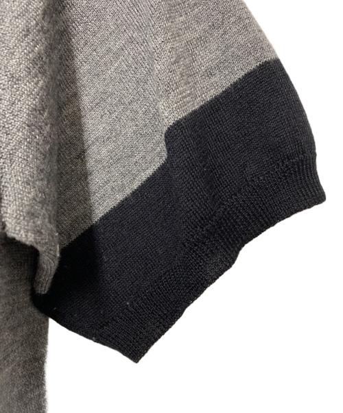 PRADA（プラダ）PRADA (プラダ) 半袖ニット グレー×ブラック サイズ:40の古着・服飾アイテム