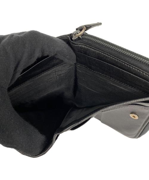 PRADA（プラダ）PRADA (プラダ) 2つ折り財布 ブラックの古着・服飾アイテム