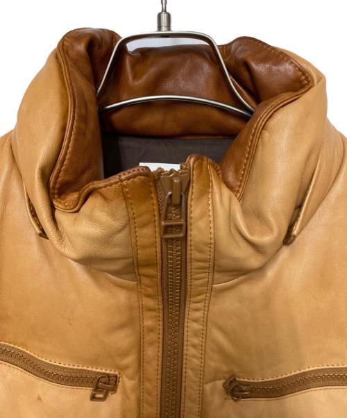 AZ（エーゼイ）AZ (エーゼイ) レザーダウンジャケット ベージュ サイズ:Lの古着・服飾アイテム