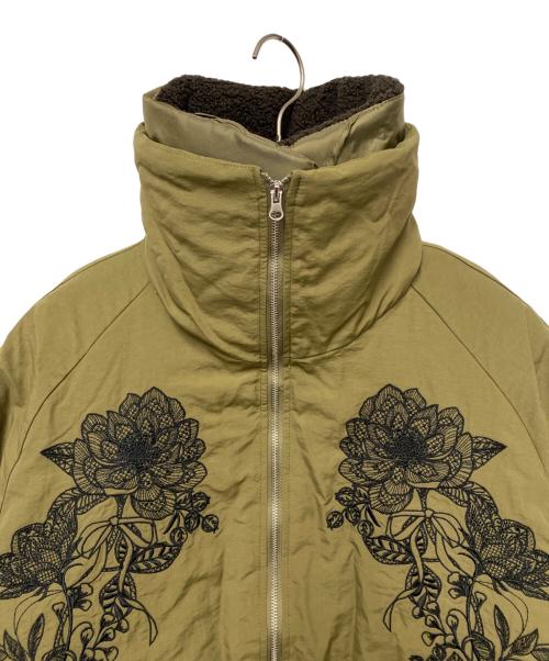 iS ScoLar（イズ スカラー）iS ScoLar (イズ スカラー) 花刺繍中綿ブルゾン オリーブ サイズ:M 未使用品の古着・服飾アイテム
