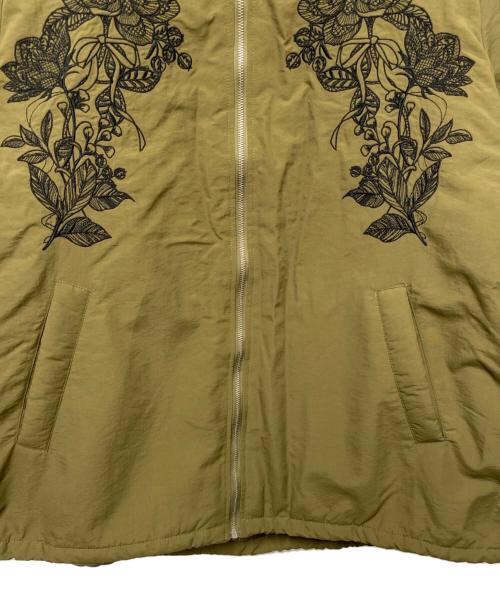 iS ScoLar（イズ スカラー）iS ScoLar (イズ スカラー) 花刺繍中綿ブルゾン オリーブ サイズ:M 未使用品の古着・服飾アイテム
