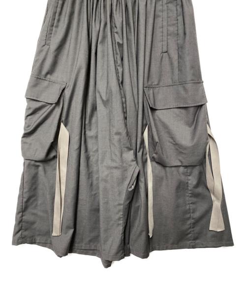 NO ID.（ノーアイディー）NO ID. (ノーアイディー) ギャザーバギーカーゴトラウザーズ グレー サイズ:1の古着・服飾アイテム