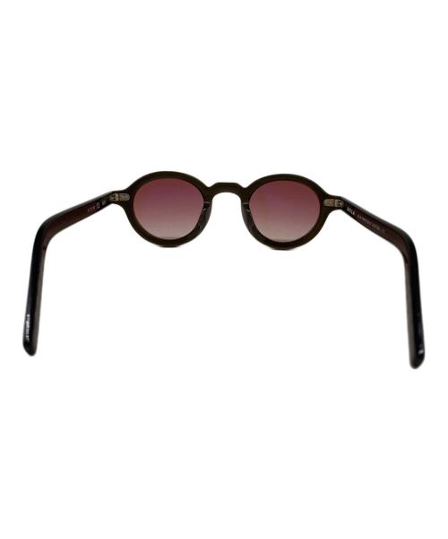 akila（アキラ）akila (アキラ) サングラスの古着・服飾アイテム