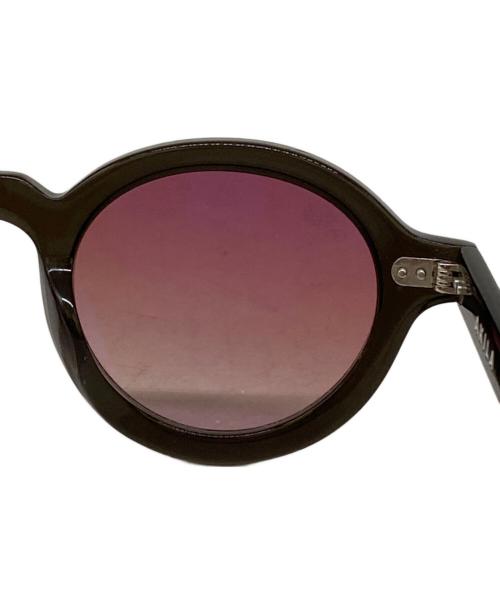 akila（アキラ）akila (アキラ) サングラスの古着・服飾アイテム