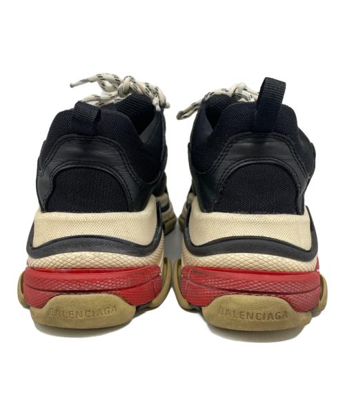 BALENCIAGA（バレンシアガ）BALENCIAGA (バレンシアガ) Triple S CLEAR SOLE ブラック×ホワイト サイズ:27.5の古着・服飾アイテム