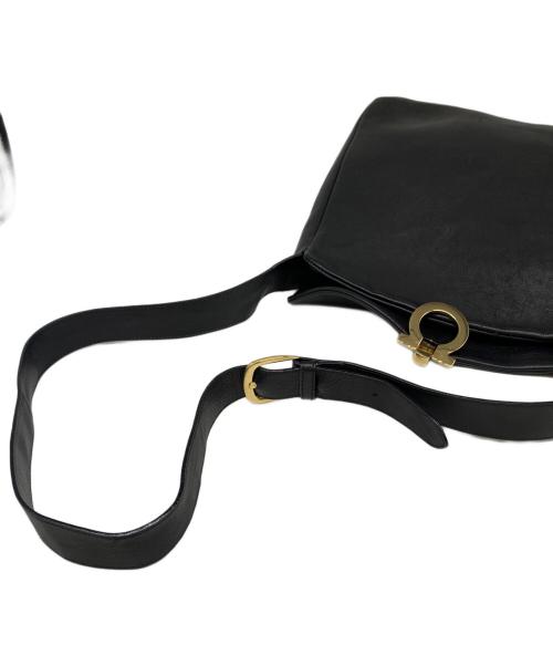 Salvatore Ferragamo（サルヴァトーレ フェラガモ）Salvatore Ferragamo (サルヴァトーレ フェラガモ) ショルダーバッグ ブラックの古着・服飾アイテム