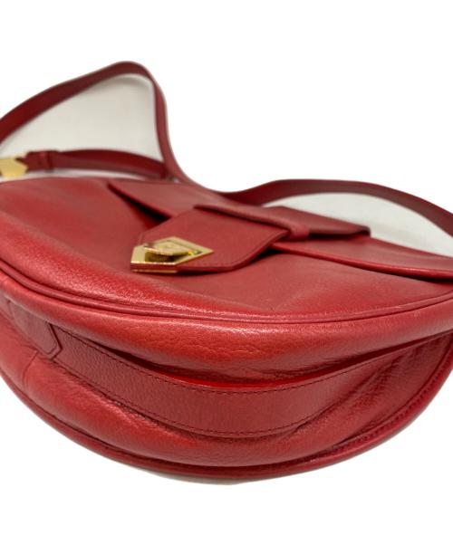 Yves Saint Laurent（イヴサンローラン）Yves Saint Laurent (イヴサンローラン) カサンドラフロップショルダーバッグ レッドの古着・服飾アイテム