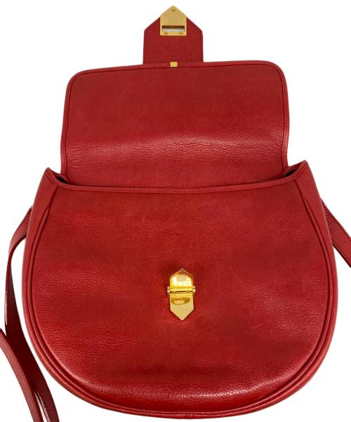 Yves Saint Laurent（イヴサンローラン）Yves Saint Laurent (イヴサンローラン) カサンドラフロップショルダーバッグ レッドの古着・服飾アイテム