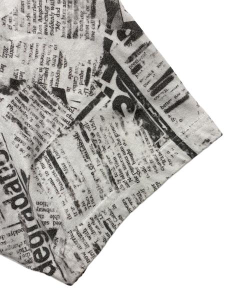 SUPREME（シュプリーム）Supreme (シュプリーム) NEWSPAPER TEE グレー サイズ:Mの古着・服飾アイテム