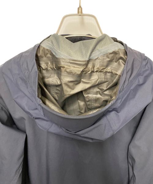 mont-bell（モンベル）mont-bell (モンベル) アルパインサーマシェル パーカ ネイビー×レッド サイズ:Mの古着・服飾アイテム