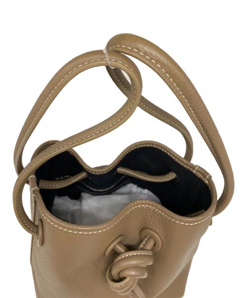 VASIC（ヴァジック）VASIC (ヴァジック) BOND MINI ベージュの古着・服飾アイテム