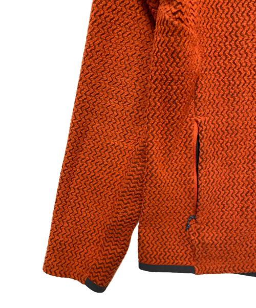 Patagonia（パタゴニア）Patagonia (パタゴニア) R1エアフルジップフーディー オレンジ サイズ:Sの古着・服飾アイテム