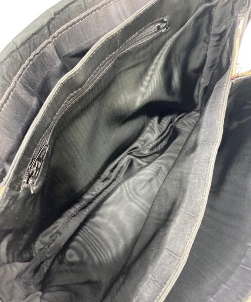 Burberry's（バーバリー）Burberry's (バーバリー) ショルダーバッグ ブラウン×ブラックの古着・服飾アイテム