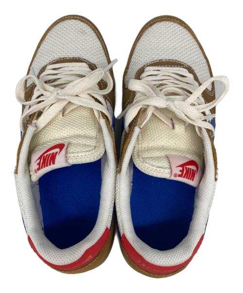 NIKE（ナイキ）NIKE (ナイキ) ローカットスニーカー ベージュ×ホワイト サイズ:27の古着・服飾アイテム