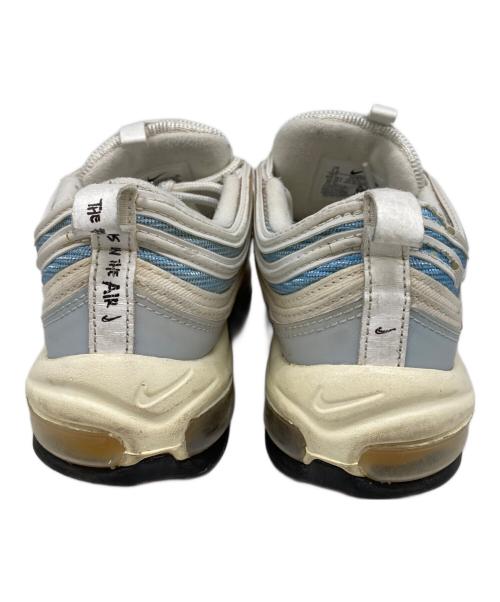 NIKE（ナイキ）NIKE (ナイキ) ローカットスニーカー ベージュ サイズ:24.5の古着・服飾アイテム