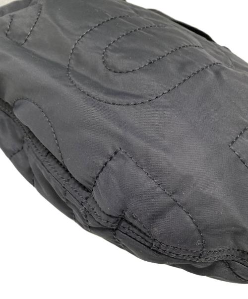 Marc by Marc Jacobs（マークバイマークジェイコブス）Marc by Marc Jacobs (マークバイマークジェイコブス) ショルダーバッグ ブラックの古着・服飾アイテム