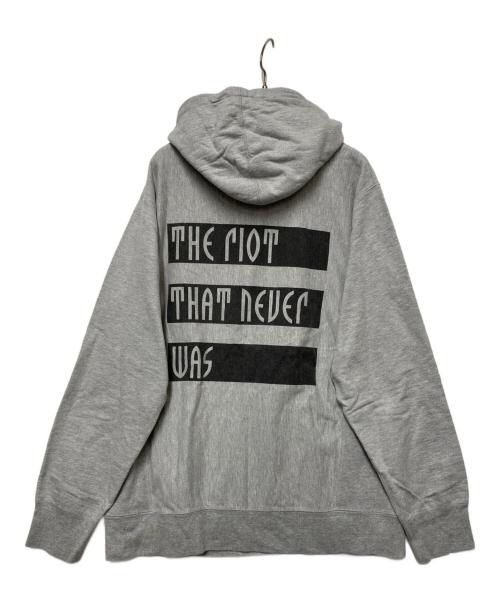 SUPREME（シュプリーム）SUPREME (シュプリーム) Riot Pullover Hoodie グレー サイズ:XLの古着・服飾アイテム