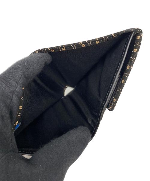 JIZAING（ジザイン）JIZAING (ジザイン) 印傳屋 (インデンヤ) 2つ折り財布 ブラック×ベージュの古着・服飾アイテム