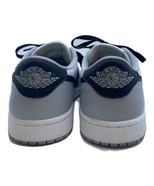 NIKE（ナイキ）NIKE (ナイキ) スニーカー ホワイト×グレー サイズ:26cmの古着・服飾アイテム