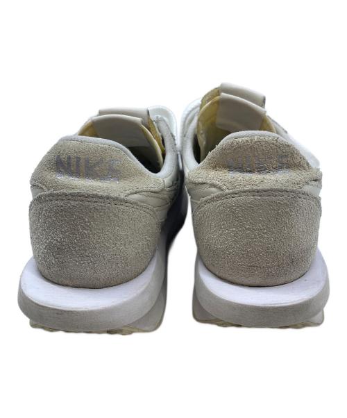 NIKE（ナイキ）NIKE (ナイキ) sacai (サカイ) スニーカー ベージュ サイズ:25.5㎝の古着・服飾アイテム