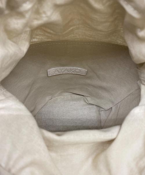 AYAKO（アヤコ）AYAKO (アヤコ) 巾着ショルダーバッグ ベージュの古着・服飾アイテム