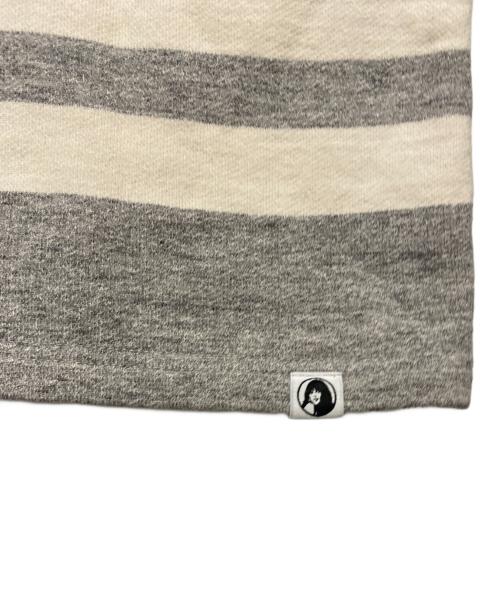 Hysteric Glamour（ヒステリックグラマー）Hysteric Glamour (ヒステリックグラマー) クルーネックスウェット グレー サイズ:Mの古着・服飾アイテム