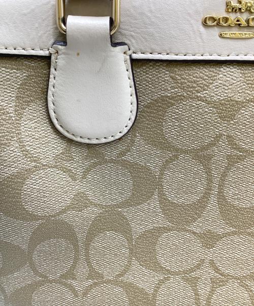 COACH（コーチ）COACH (コーチ) ミニショルダーバッグ ベージュの古着・服飾アイテム