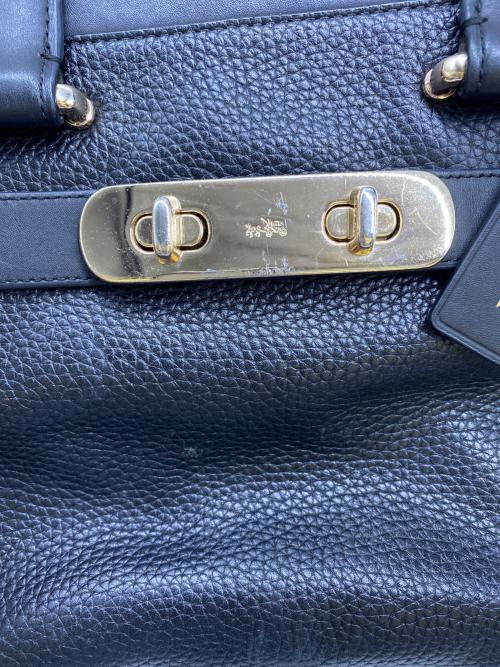 COACH（コーチ）COACH (コーチ) COACH　スワッガー　2WAYバッグ ブラックの古着・服飾アイテム