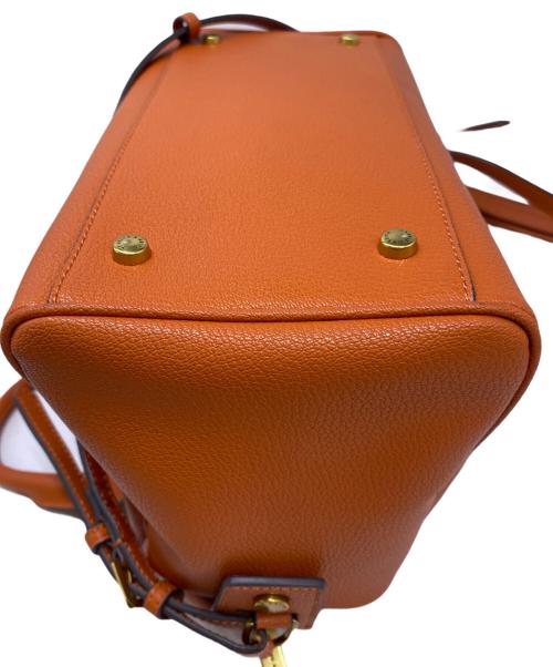 CHARLES & KEITH（チャールズアンドキース）CHARLES & KEITH (チャールズアンドキース) CHARLES & KEITH　ダブルハンドル ミニダッフルバッグ オレンジの古着・服飾アイテム